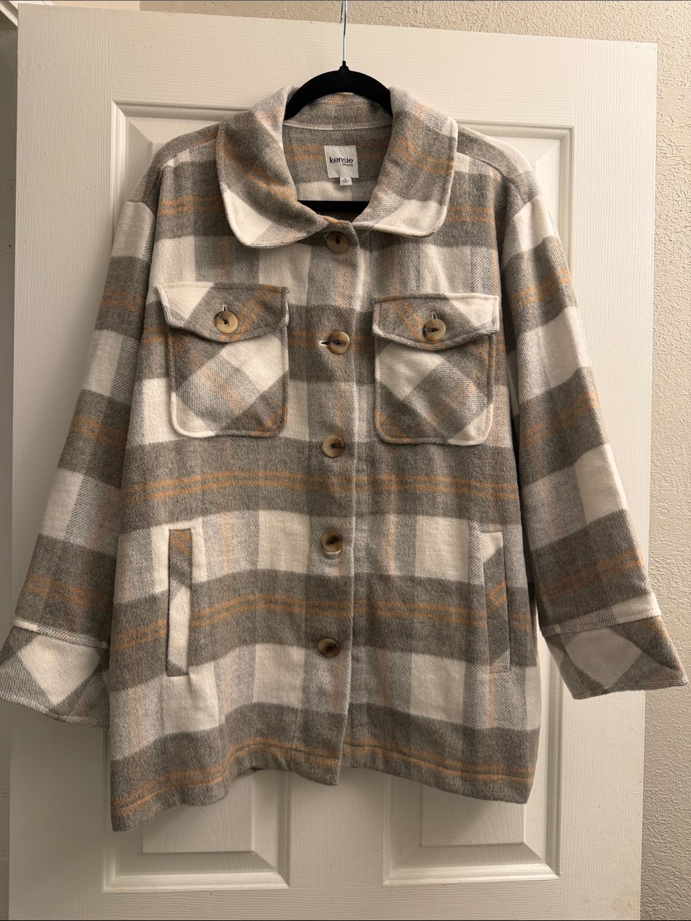 Kensie Plaid Shacket Jacket in Cream, Taupe & Rust